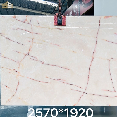 White onyx slab